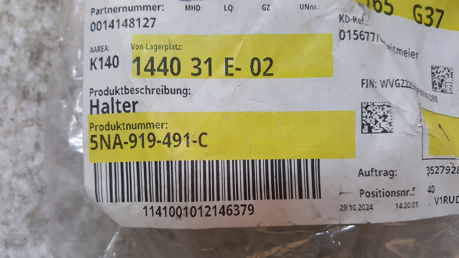 UCHWYT CZUJNIKA PARKOWANIA LEWY TYŁ VW TIGUAN OE: 5NA919491C