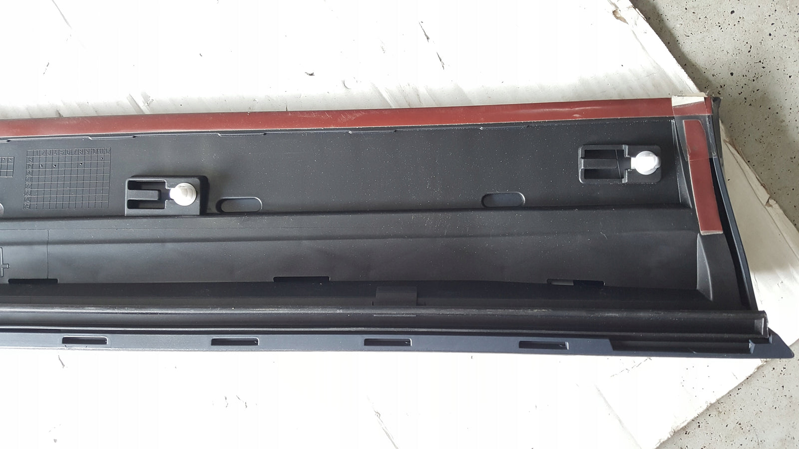 Listwa drzwi prawy przód AUDI Q5 8R0853960B NOWA