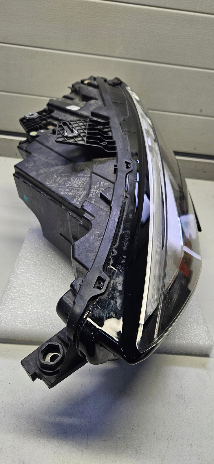 Le kompletny FUL LED Audi A3 8Y0941033 IDEAŁ 2022r