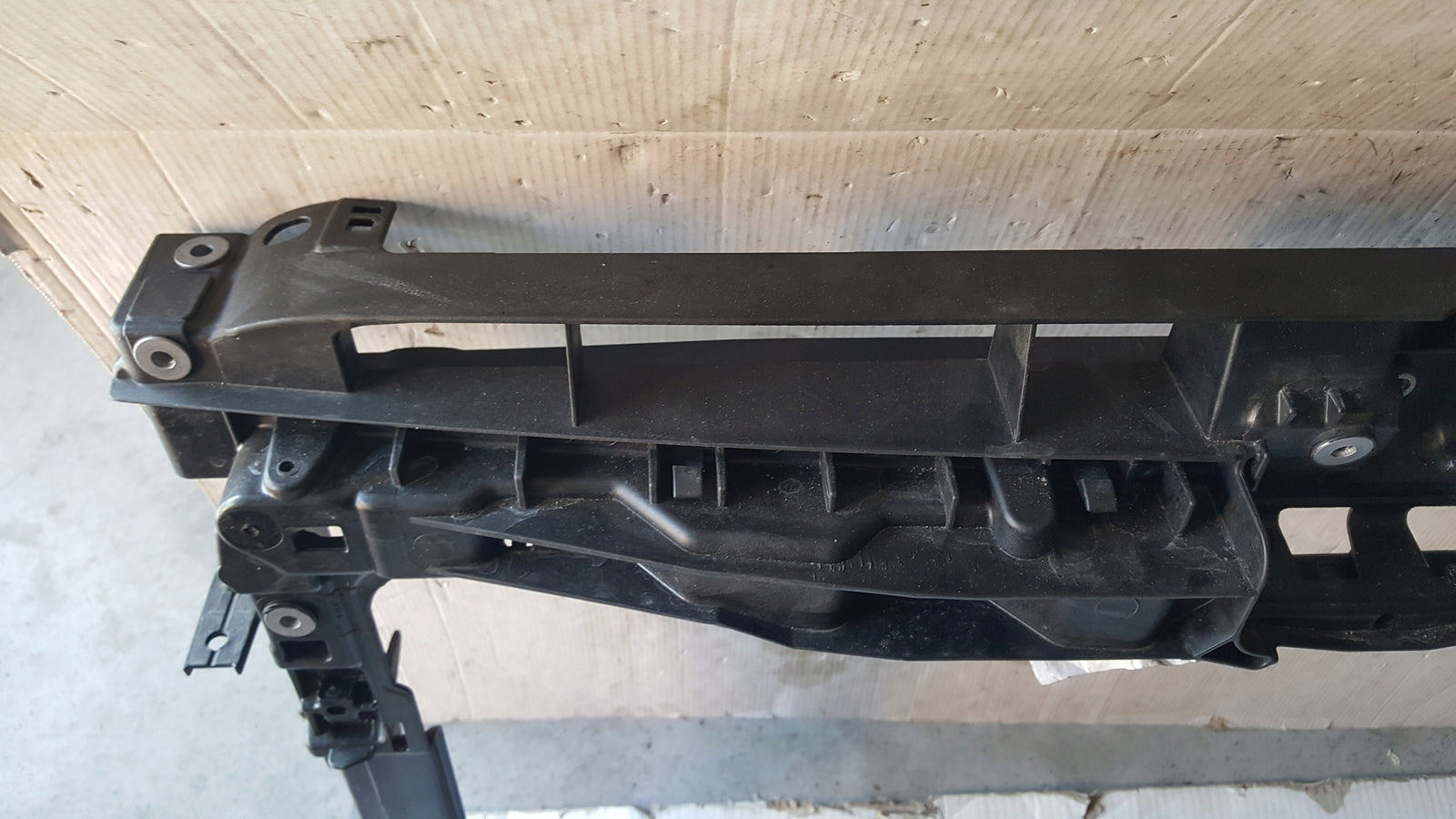 NOWE ORYGINALNE wzmocnienie czołowe VW GOLF VII 5G0805588AC