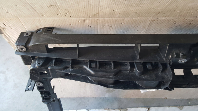 NOWE ORYGINALNE wzmocnienie czołowe VW GOLF VII 5G0805588AC