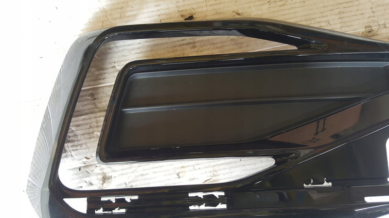 Kratka zderzaka PR przód VW PASSAT B8 3G0853794B