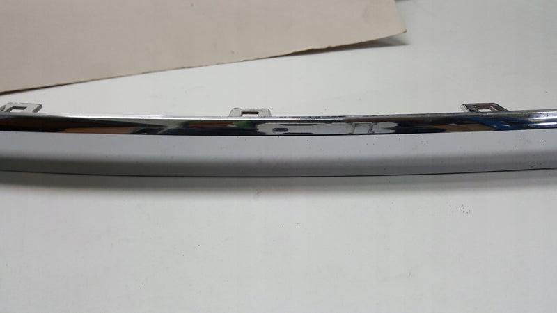 Listwa chrom zderzaka tylnego VW TOUAREG 7P6853835 demontaż