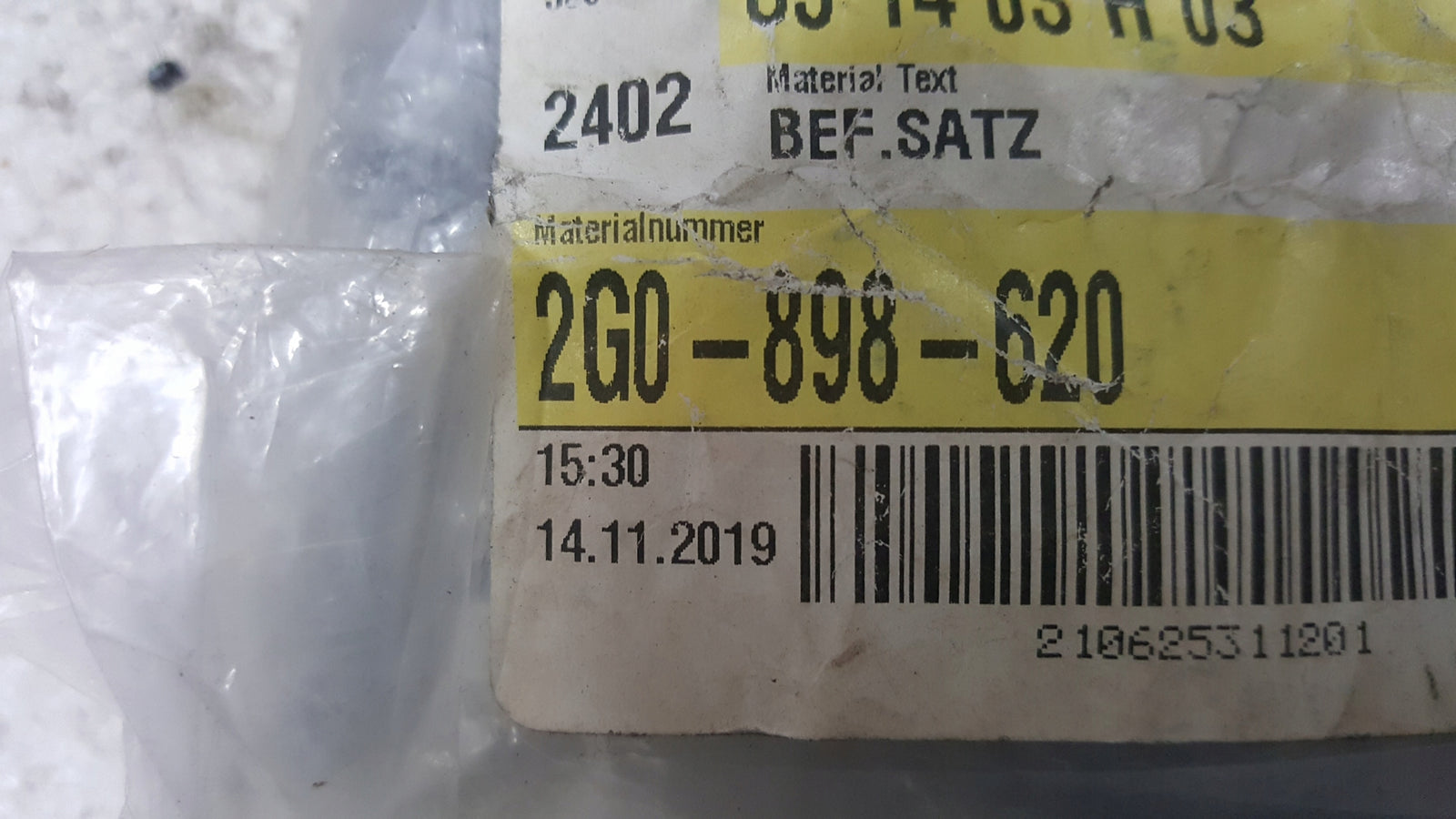 VW POLO VI 2G ZESTAW MONAŻOWY KOŁKI TAPICERKI DRZWI TYŁ 2G0898620