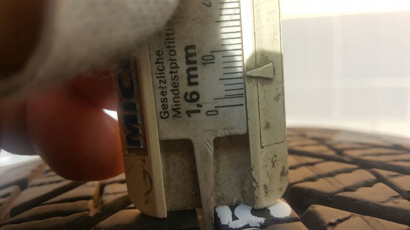 205/55/16 94V Good Year Vector4Seasons 5,6mm 2016r