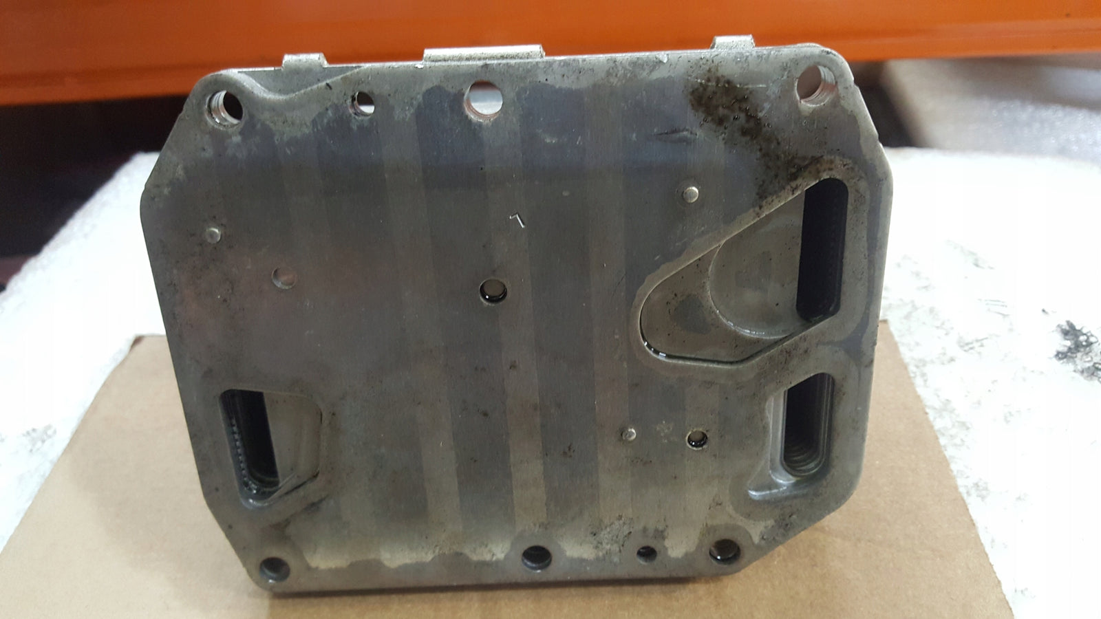 Chłodnica oleju AUDI 3.0 TDI 059117015R demontaż