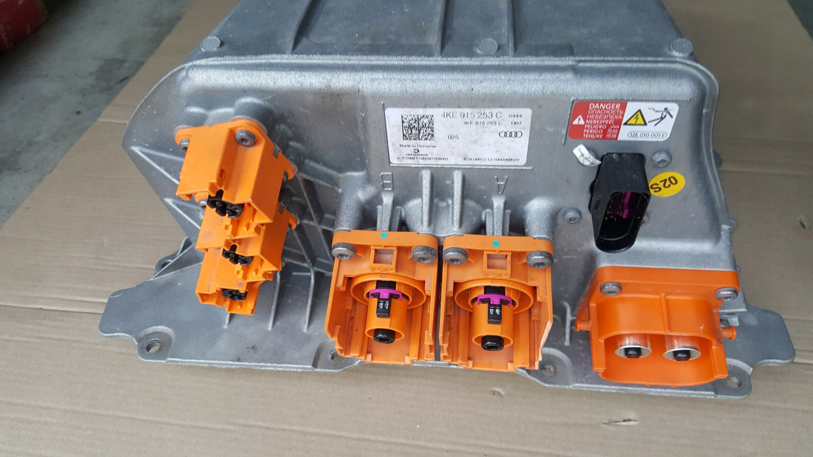 2e57b0736d29f2369ea12c965df4e48e