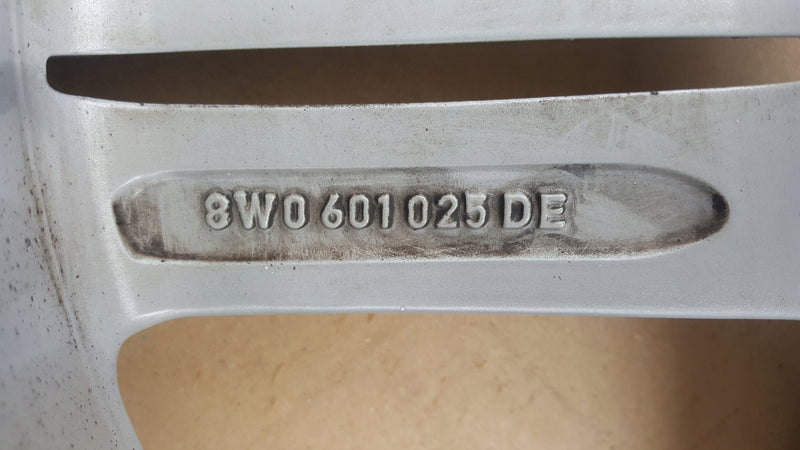 Felga aluminiowa 18 Audi A5 A4 OE 8W0601025DE 8.5