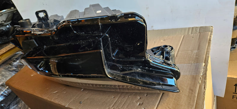 89A941035 IDEAŁ! Le kompletny Matrix laser AUDI Q4 E-TRON 2022r