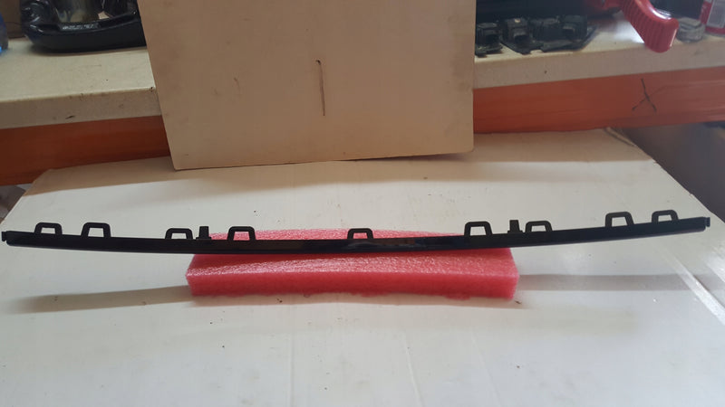 Listwa zderzaka tylnego AUDI A5 8W6853551D demontaż oryginał