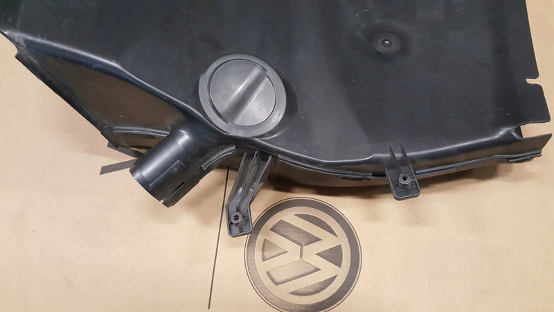 KIEROWNICA POWIETRZA WLOT PRAWY TYŁ AUDI R8 4S 5.2 FSI 16- 4S7121334