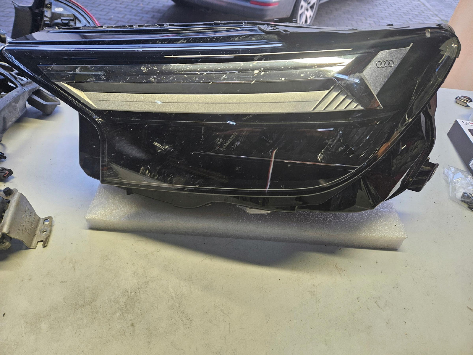 Le kompletny FUL LED AUDI Q4 E-TRON 89A941033