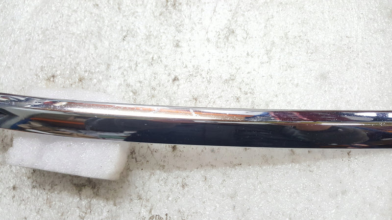 AUDI A6 C6 LIFT 08- OZDOBNA LISTWA CHROM ZDERZAKA PRZÓD LEWA 4F0853065