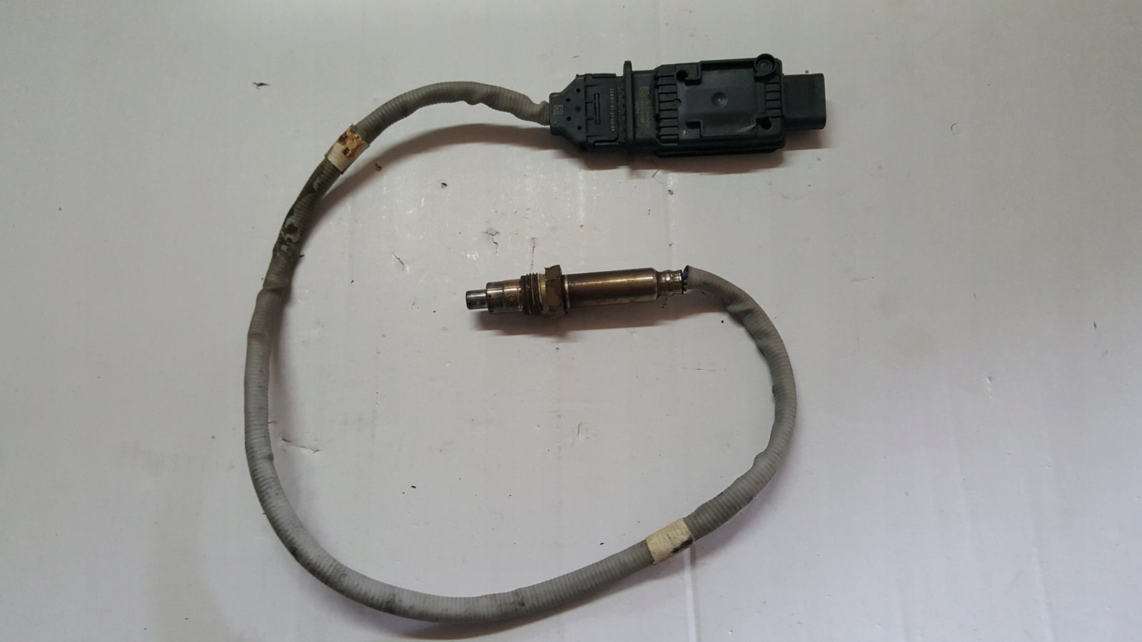 Sonda lambda czujnik NOX-- VW AUDI SEAT SKODA 05L907807AR demontaż