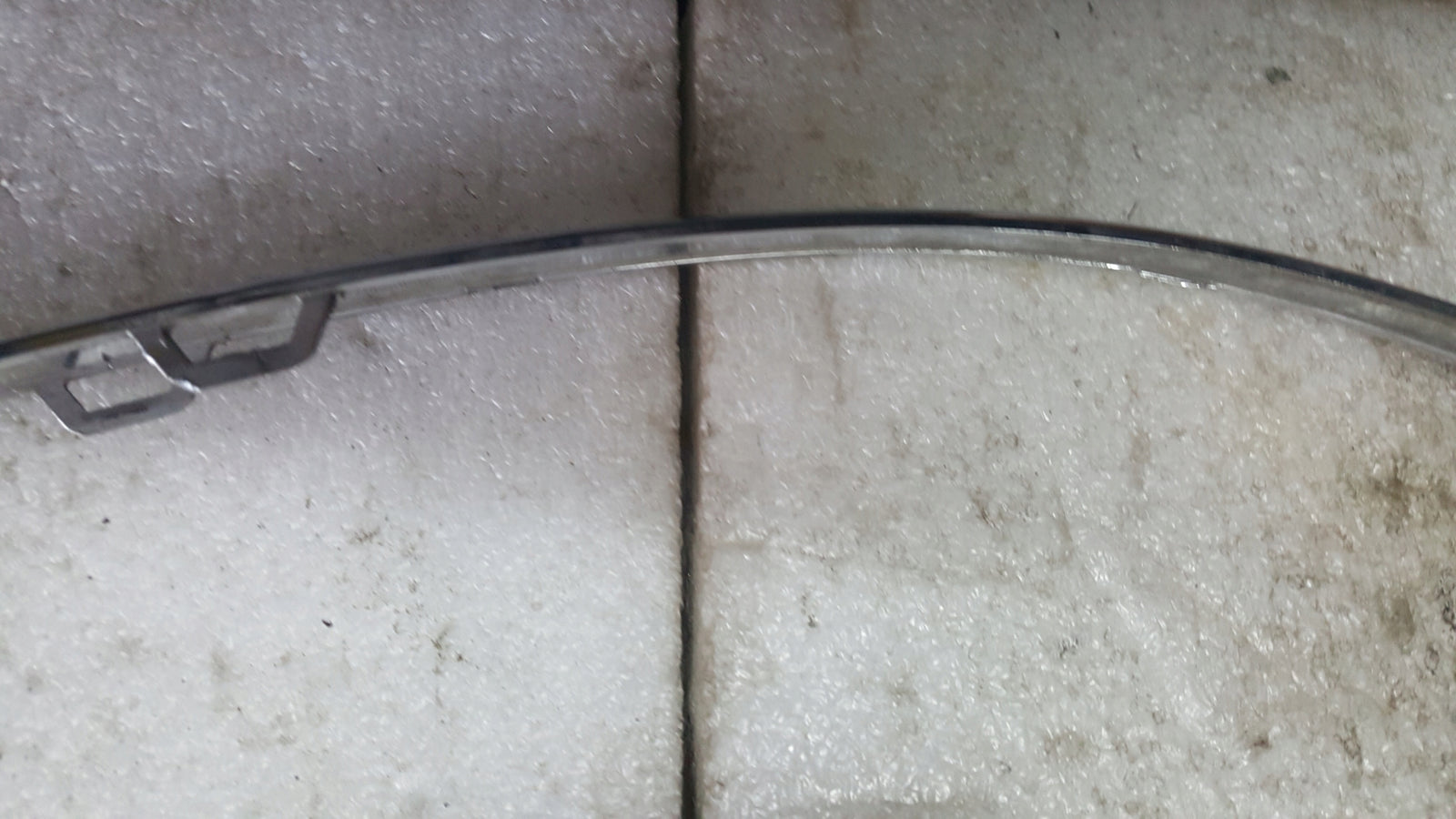 VW PASSAT B7 3AF 10-14 LISTWA CHROM ZDERZAKA PRAWA TYLNA TYŁ 3AF807460