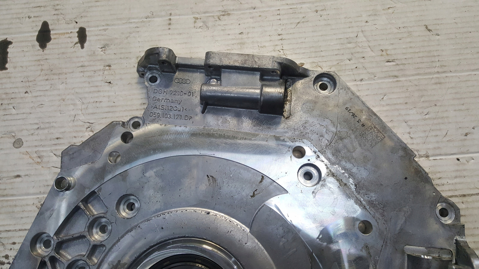 Obudowa rozrządu AUDI 3.0 V6 TDI 059103171DP