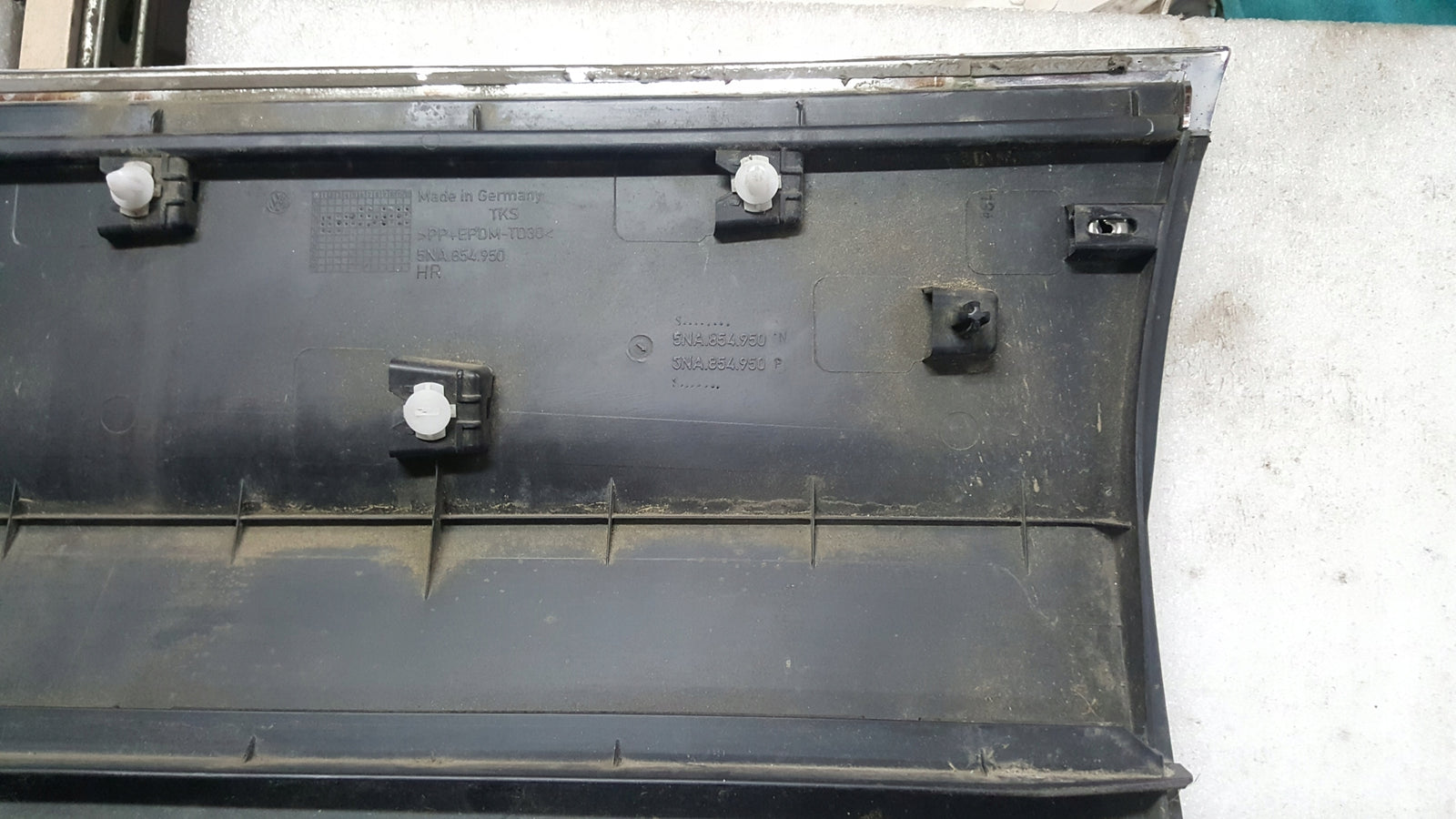 Listwa Drzwi Prawy Tył VW Tiguan II 2 5NA854950N 5NA854950P