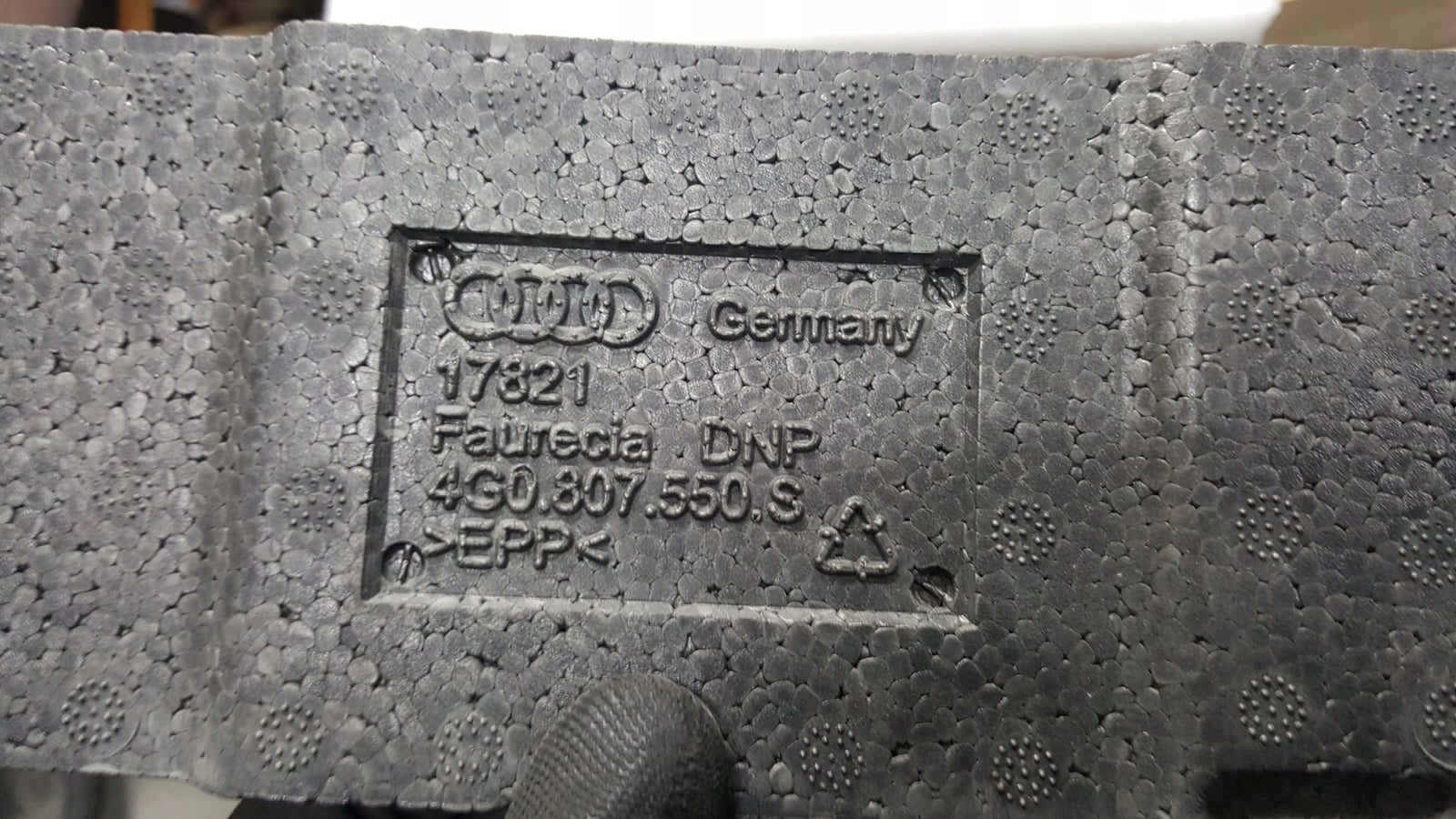 5749a8e9f1add16998cda60c956303d9