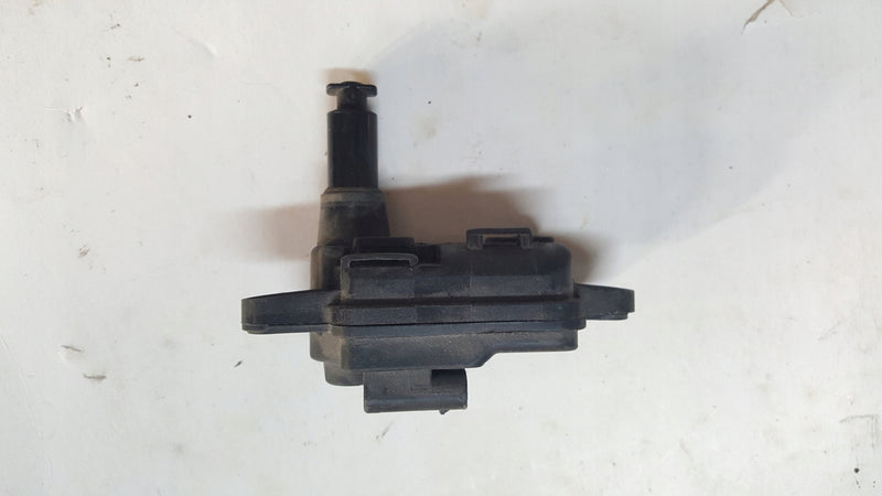 Volkswagen OE 510810773 silniczek klapki wlewu