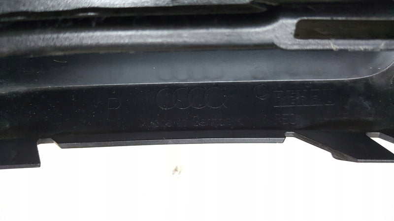 AUDI Q2 81A KRATKA RAMKA PRAWA 81A853054D 81A853054C