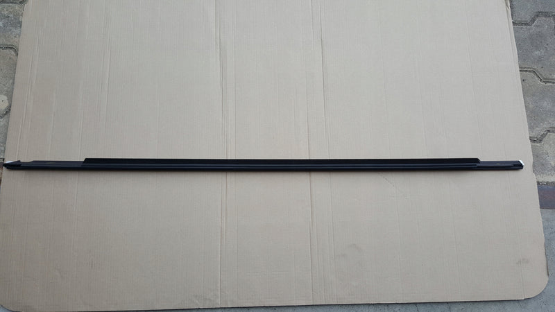 SEAT LEON IV 5FA LISTWA ZGARNIAJACA SZYBY PRAWY PRZÓD 5FA837476A