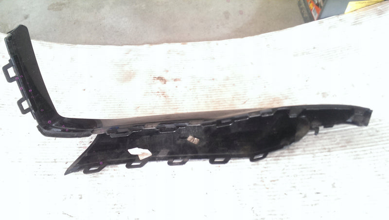 Listwa zderzaka lewy przód AUDI TTRS 8S0807957B
