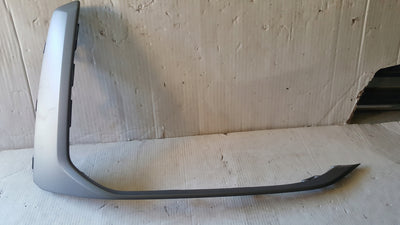 Listwa zderzaka prawy przód AUDI Q7 4M0807300A