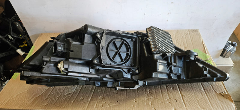 kompletny PR LED AUDI A6 C8 4K0941034 demontaż
