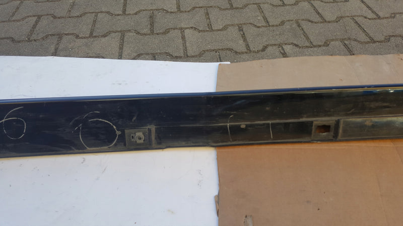 Listwa progowa prawa próg VW ID7 ID.7 14A853856C demontaż