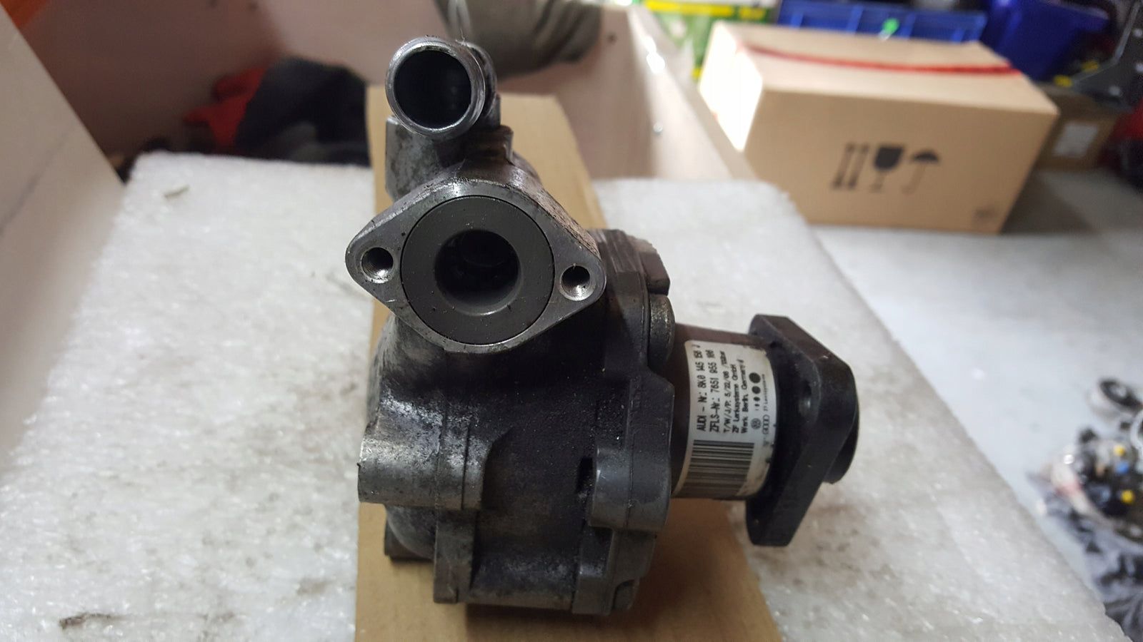 Pompa wspomagania AUDI A4 B8 A5 8K0145156J demonta