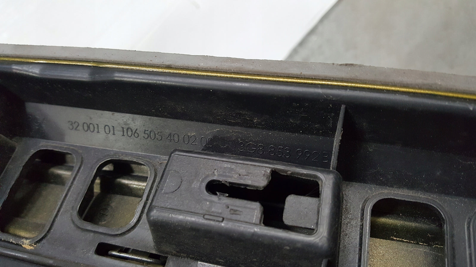 Listwa drzwi prawy tył VW ARTEON 3G8853992B