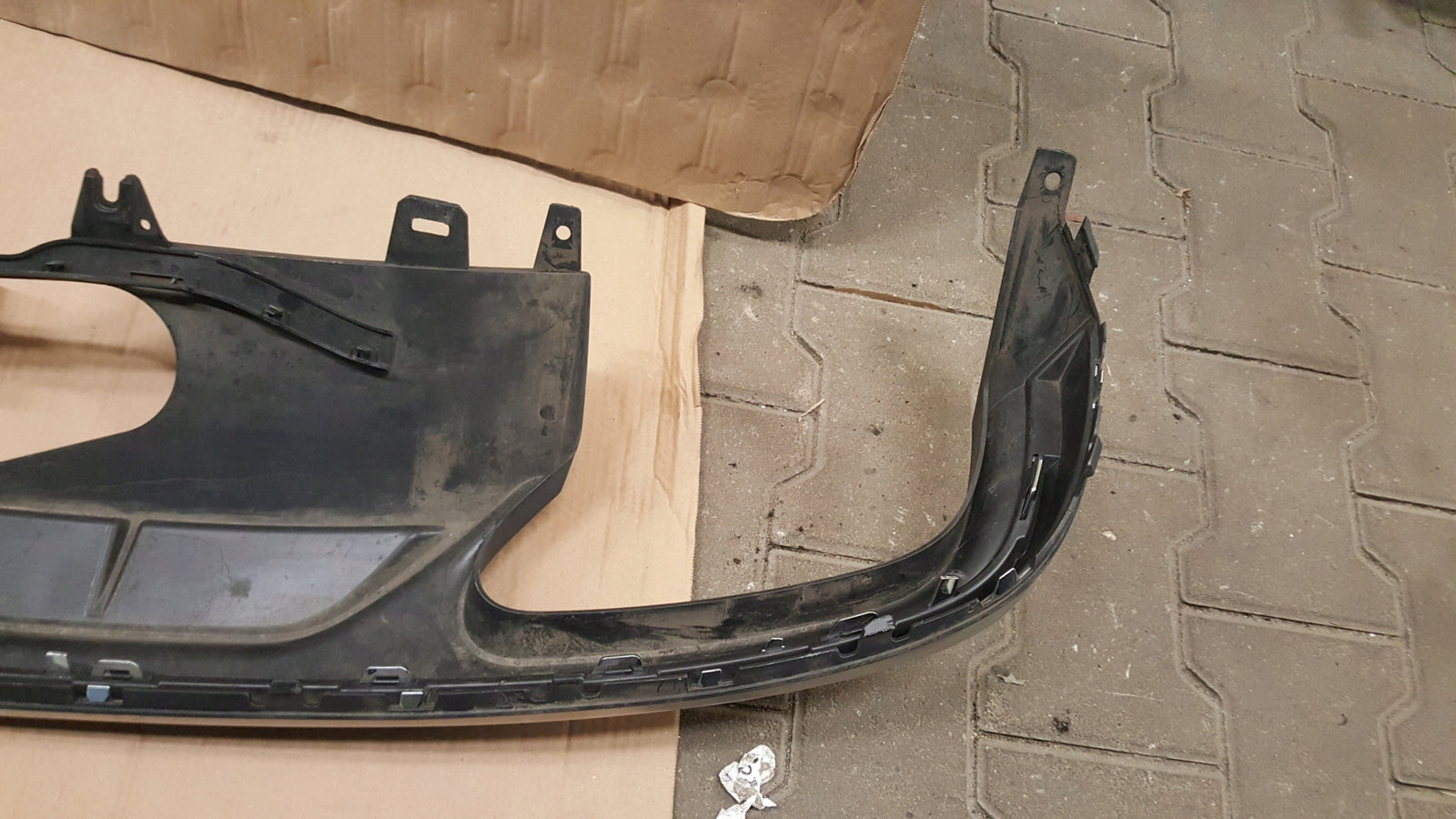 SPOILER ZDERZAKA TYŁ 8W0807521S AUDI A4 B9 S-LINE