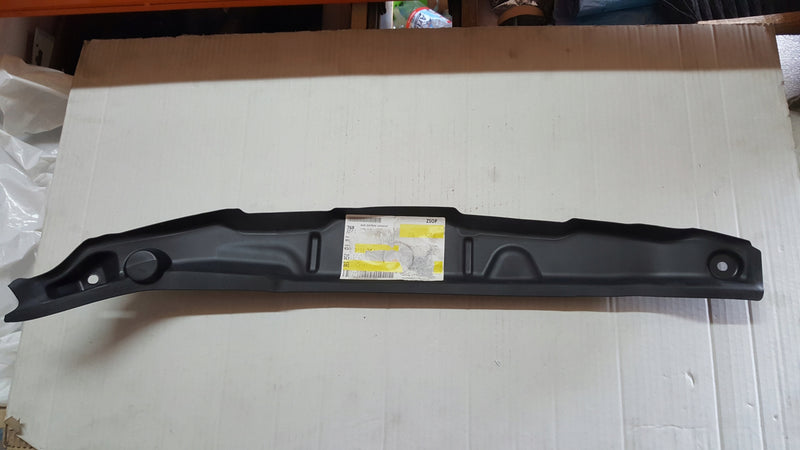 NOWA ORYGINALNA osłona błotnika prawy przód AUDI A6 (C8) 4K0821112