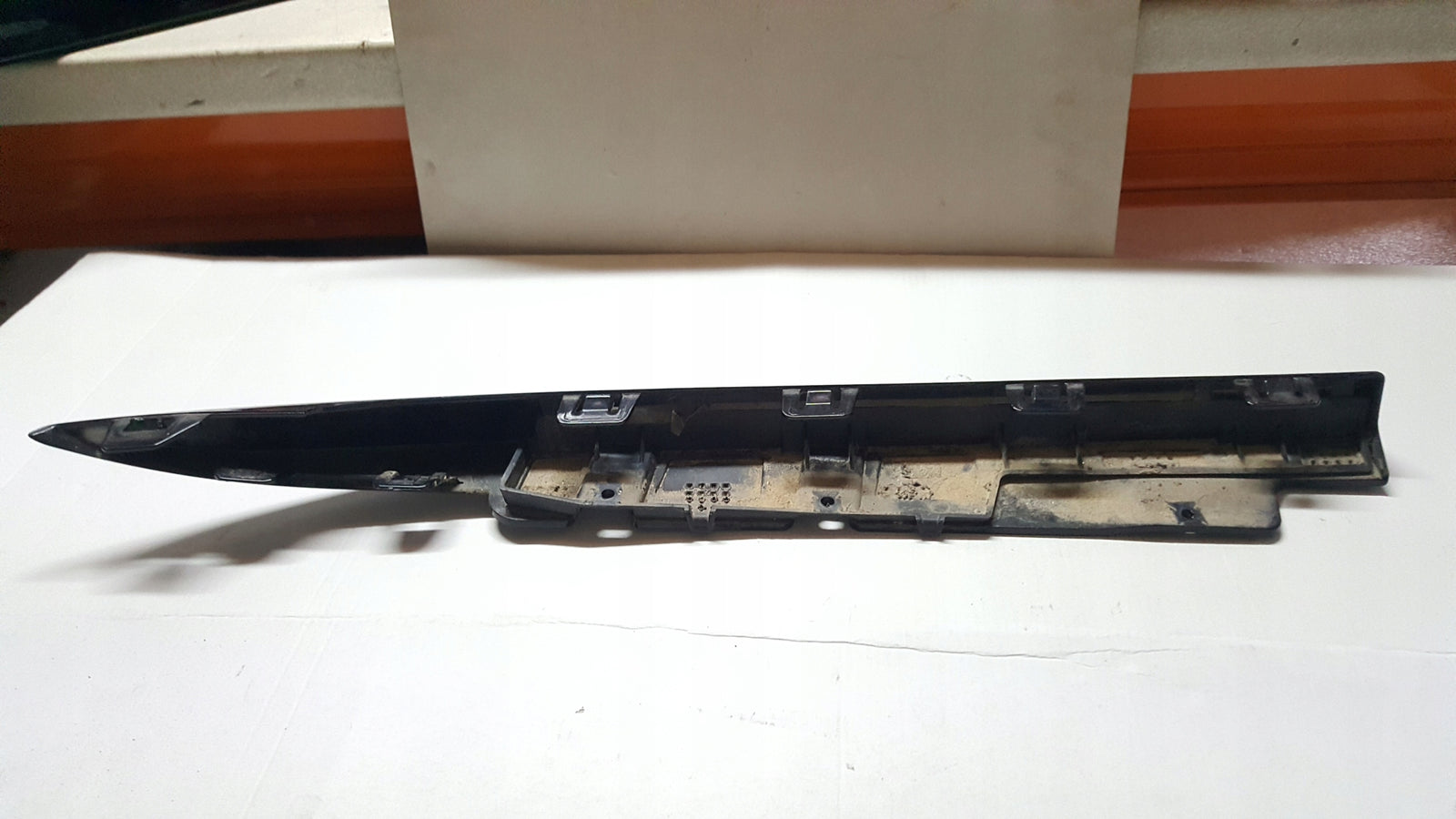 Listwy zderzaka tylnego VW GOLF VIII R-LINE kombi 5H9854521A 5H9854522A