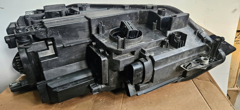 Pr FULL LED Vw Touran 5TB941082A 2017r IDEAŁ