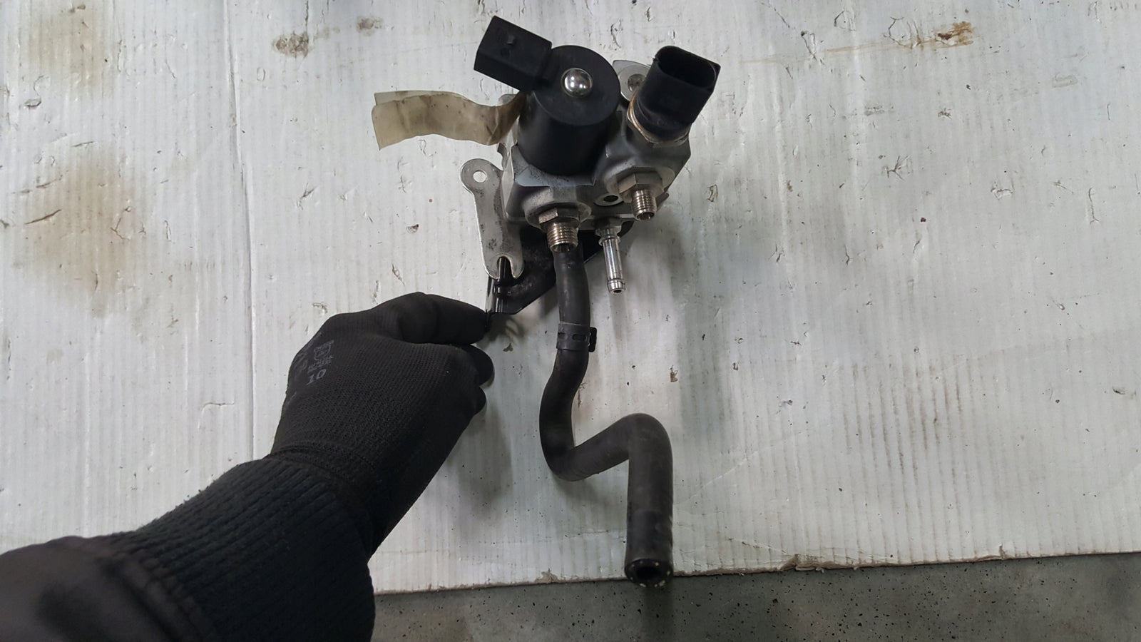 Zawór regulacji rozdzielacz VW AUDI SEAT SKODA 5R3906011 5Q0906109E demonta