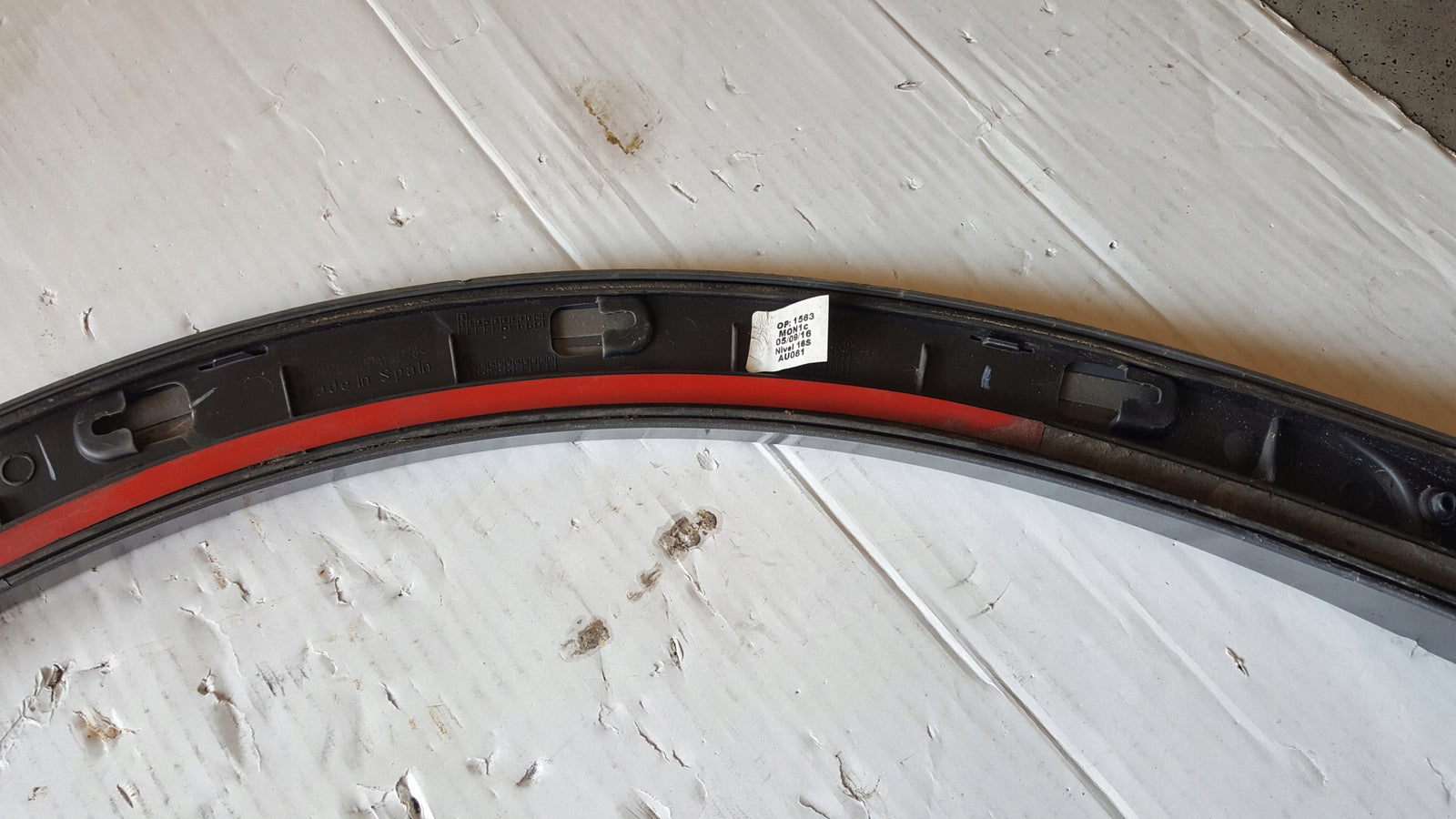 Listwa błotnika lewy tył AUDI Q3 8U0853817B