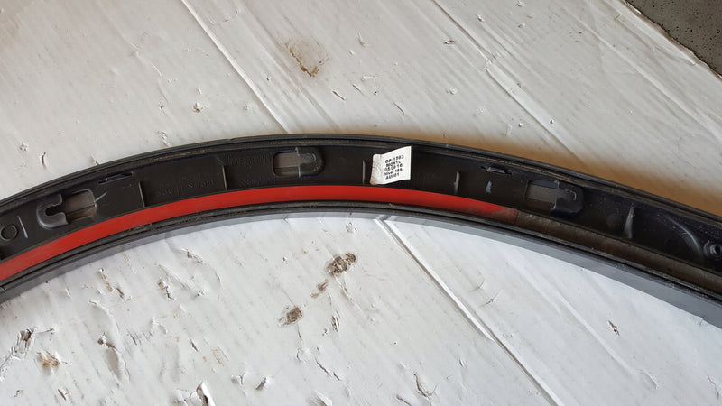 Listwa błotnika lewy tył AUDI Q3 8U0853817B