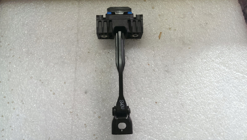 Ogranicznik drzwi przód AUDI A4 B9 8W0837249