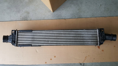 Chłodnica powietrza intercooler AUDI Q5 80A145805J demontaż