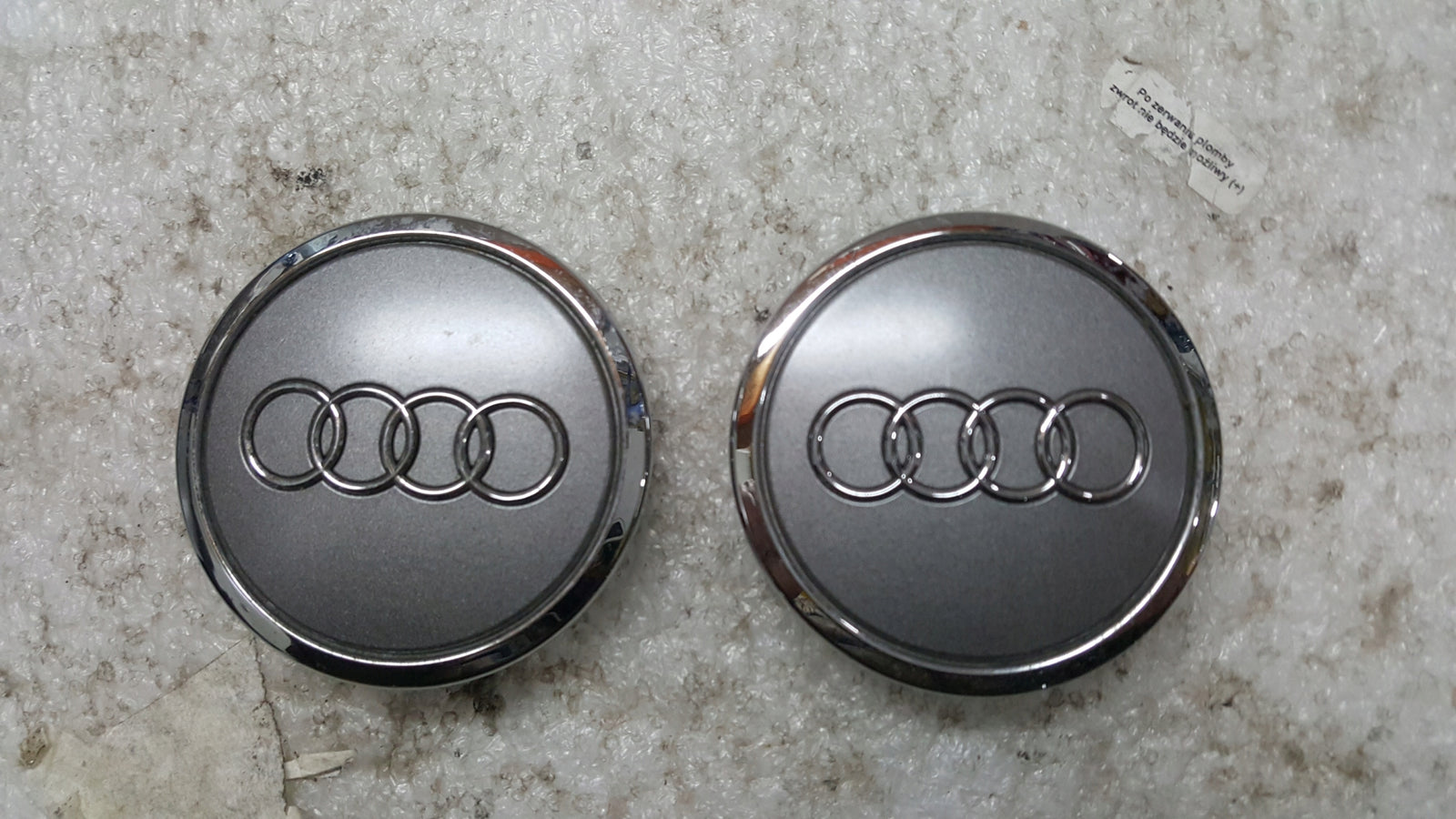 Dekielki AUDI 4B0601170A oryginał