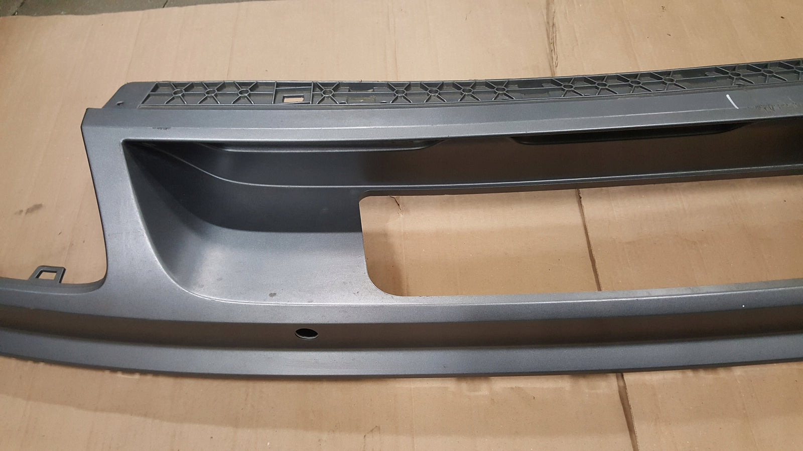 Volkswagen Tiguan II Dyfuzor zderzaka tył lift R-LINE 5NN807568B
