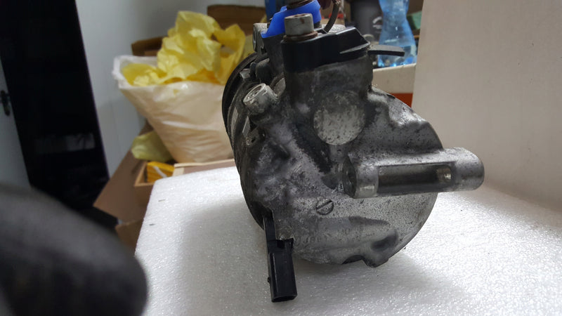 Kompresor klimatyzacji AUDI A4 B8 A5 8T0260805P