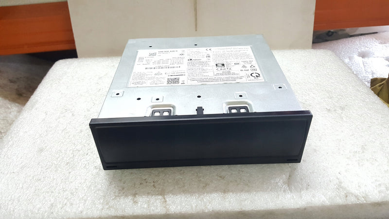 Czytnik MULTIMEDIA MMI MIB3-- VW GOLF VIII -CADDY 5H0035820D demontaż