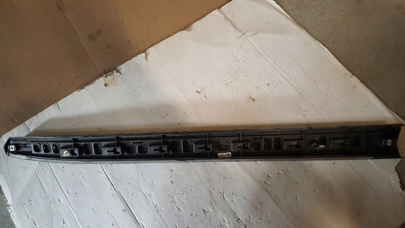 Listwa drzwi lewy przód VW ARTEON 3G8853969B 3G8854879B