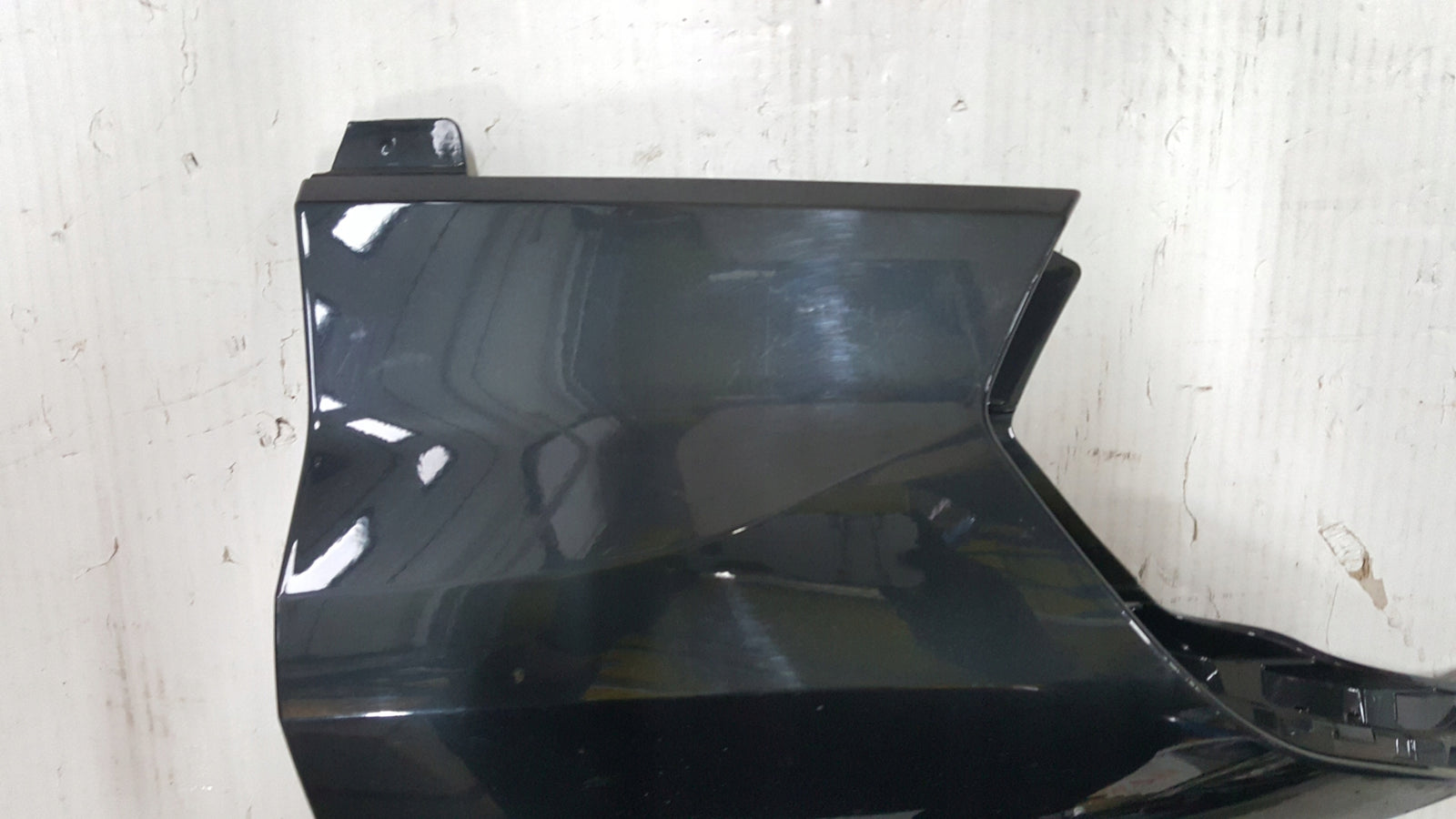 Narożnik zderzaka tylnego lewa strona AUDI Q3 83F807851 demontaż