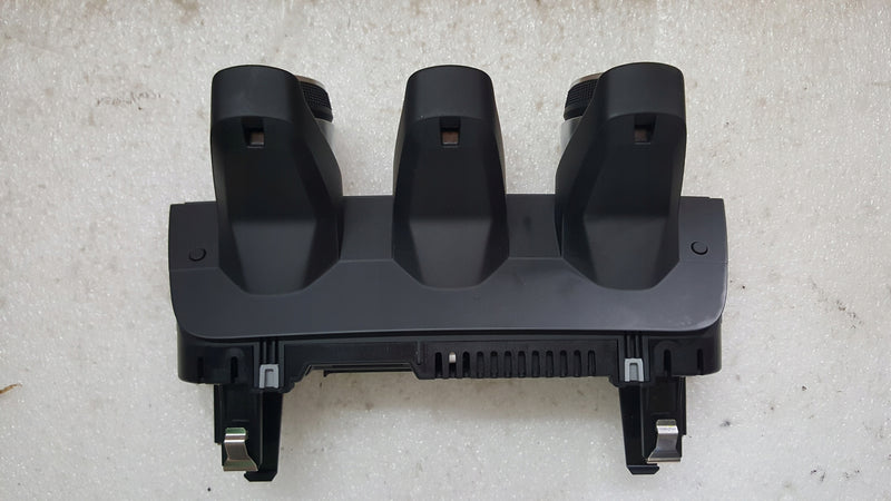 Panel klimatyzacji AUDI R8 4S0820043M demontaż