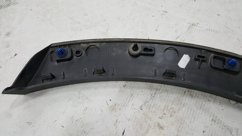 Listwa błotnika prawy tył AUDI E-TRON 4KE853818