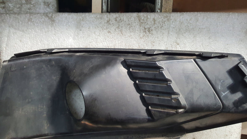 AUDI A4 B9 S-LINE KRATKA ATRAPA ZDERZAKA LEWA 8W0807681AJ