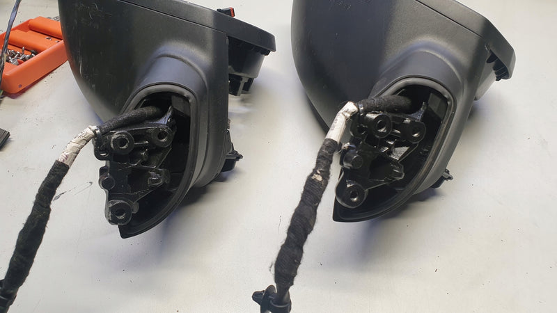 Le Lusterko zewnętrzne AUDI A4 8W1857409AL 10 pin